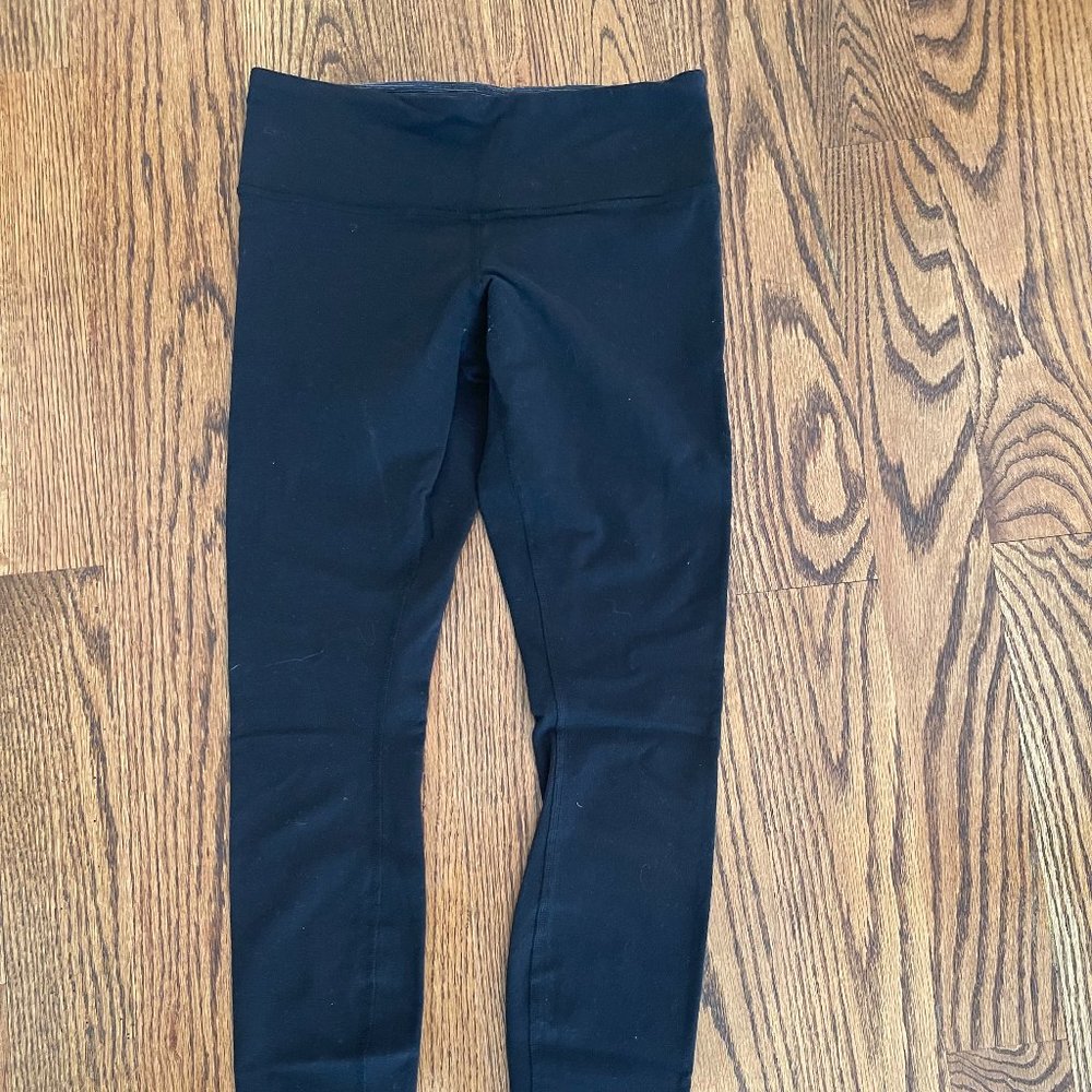 Black Lululemon Size 4 Women's Leggings, Great Condition